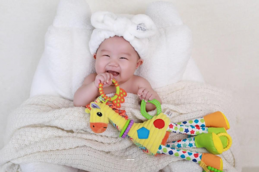 微山怎么判断宝宝是否斜颈 微山怎么判断宝宝是否斜颈